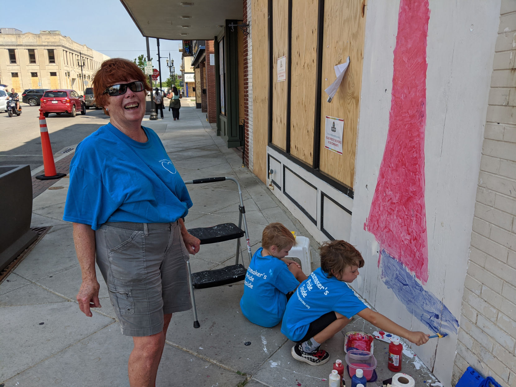 Painting downtown Pat Mangi.jpg